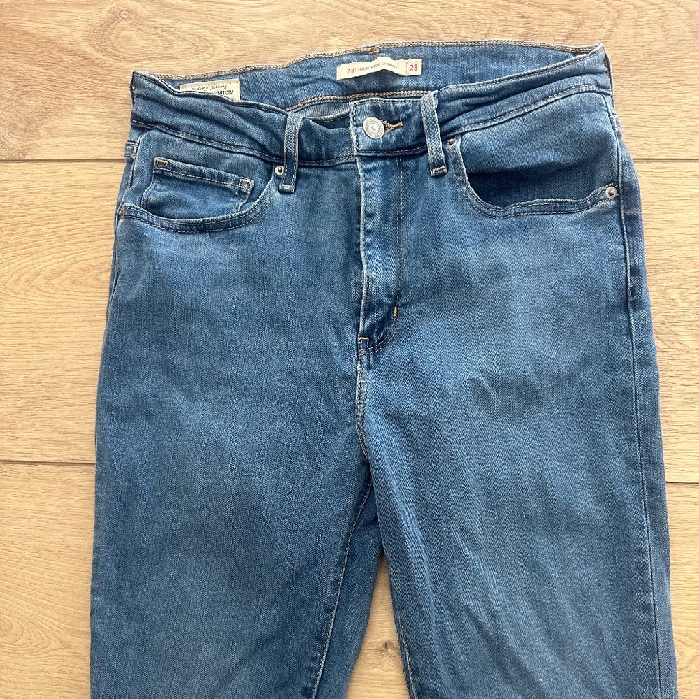 Levi’s Women 721  High Rise Skinny